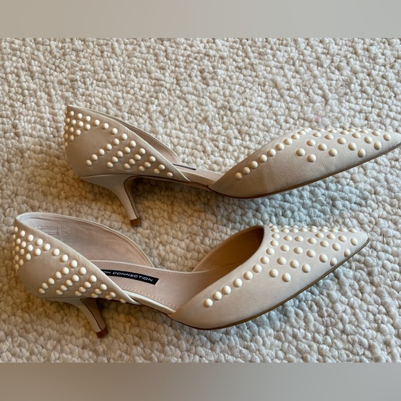 French Connection Ivory with White Beads Heels - Picture 2 of 7